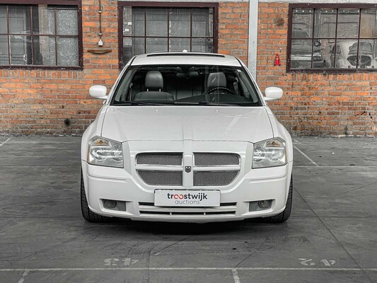 Chrysler 300C HEMI 5.7 V8 340hp 2006 Youngtimer