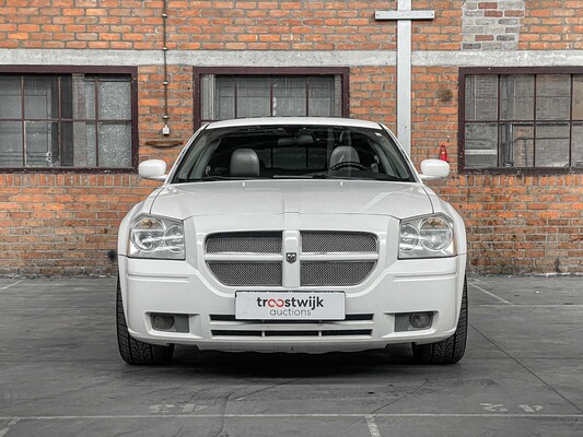 Chrysler 300C HEMI 5.7 V8 340hp 2006 Youngtimer