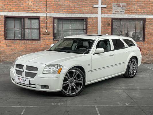 Chrysler 300C HEMI 5.7 V8 340hp 2006 Youngtimer