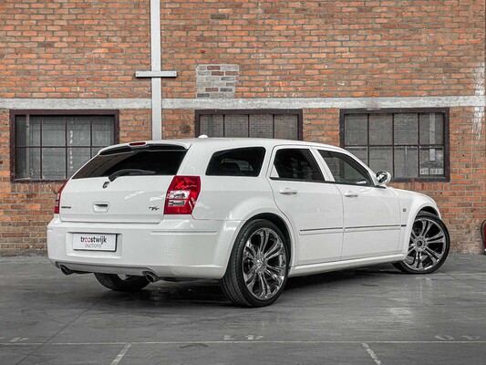 Chrysler 300C HEMI 5.7 V8 340hp 2006 Youngtimer