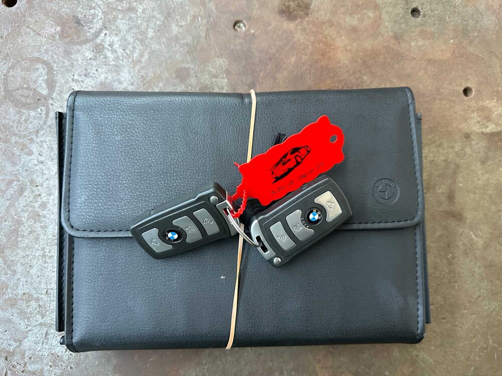 BMW 745i Executive E65 4.4 V8 333hp 2004 Youngtimer