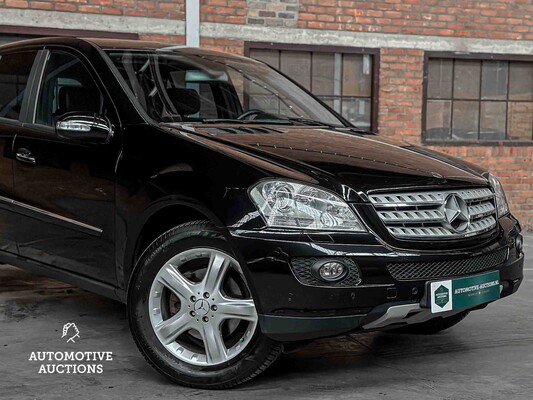 Mercedes-Benz ML350 3.5 V6 272pk 2005 M-klasse, P-228-PF