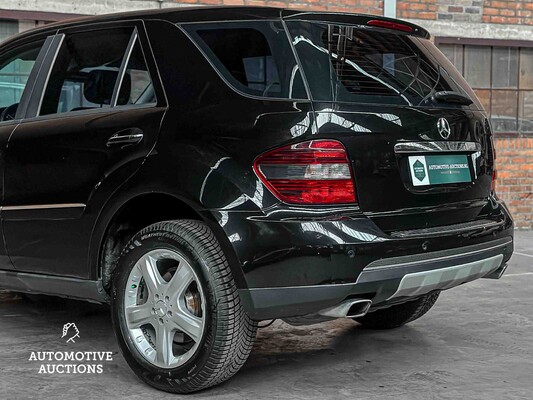 Mercedes-Benz ML350 3.5 V6 272hp 2005 M-class, P-228-PF