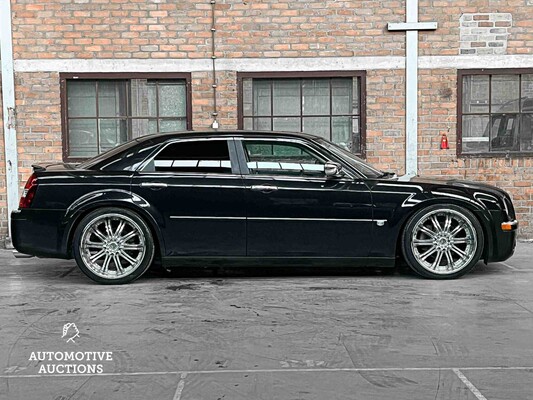 Chrysler 300C HEMI 5.7 V8 340hp 2004 Youngtimer