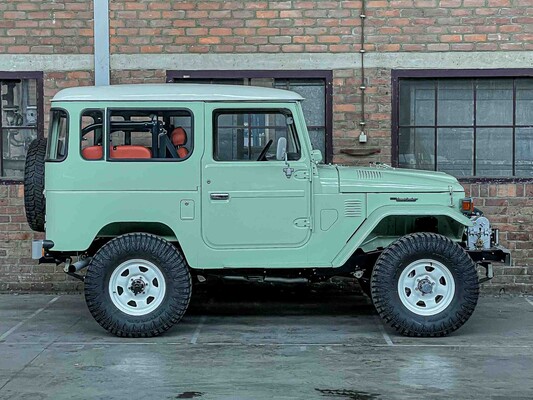 Toyota Landcruiser FJ40 135PS 1984