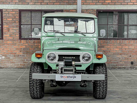 Toyota Landcruiser FJ40 135pk 1984