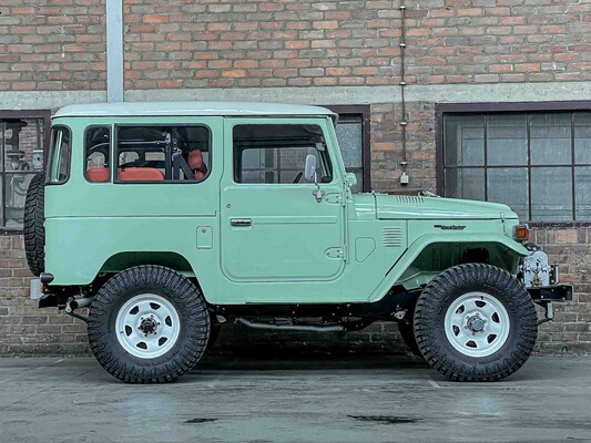 Toyota Landcruiser FJ40 135PS 1984