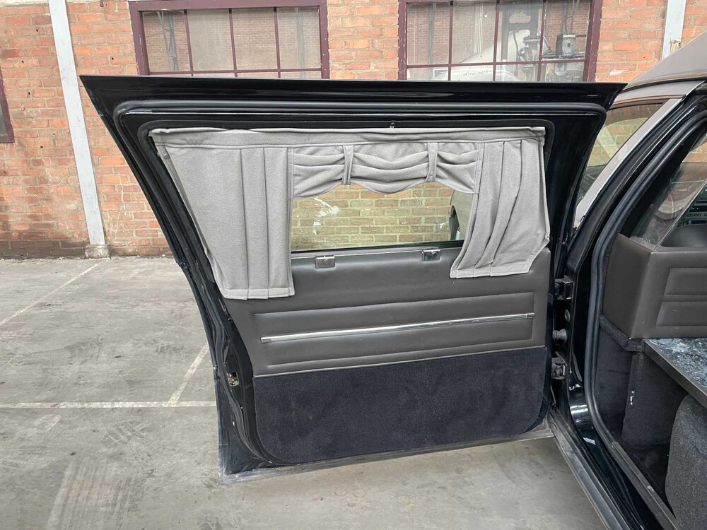 Lincoln Town Car Superior Coach Begrafenisauto 242pk 2008, 04-ZL-XB