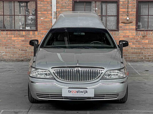 Lincoln Town Car Superior Reisebus Leichenwagen 242PS 2008, 04-ZL-XB