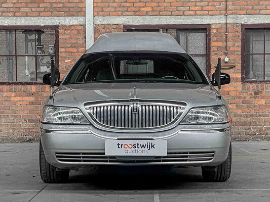 Lincoln Town Car Superior Coach Begrafenisauto 242pk 2008, 04-ZL-XB