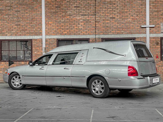 Lincoln Town Car Superior Coach Hearse 242hp 2008, 04-ZL-XB