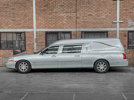 Lincoln Town Car Superior Coach Hearse 242hp 2008, 04-ZL-XB