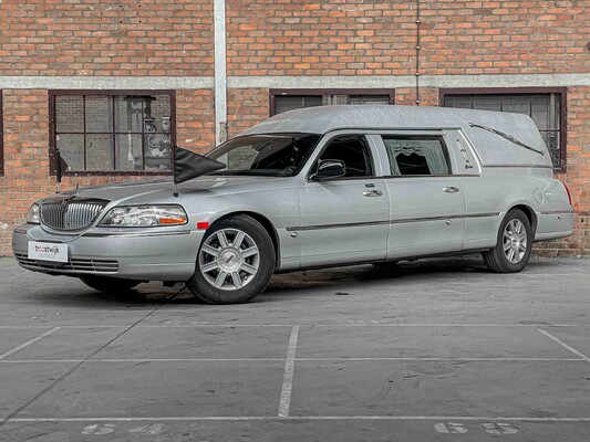 Lincoln Town Car Superior Coach Hearse 242hp 2008, 04-ZL-XB