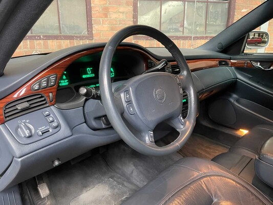 Cadillac DeVille Eureka Hearse 273hp 2001, Z-545-PN