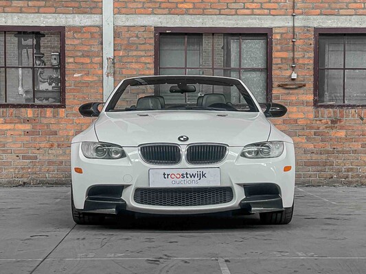 BMW M3 E93 4.0 V8 420PK DCT E90 3-serie 2011