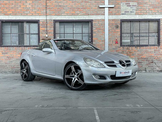 Mercedes-Benz SLK350 3.5 V6 272hp 2004 AIRSCARF Youngtimer