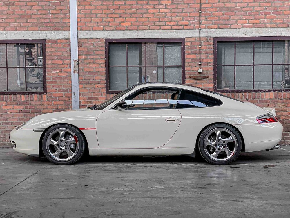 Porsche 911 996 Carrera 3.4 300hp 1999 Youngtimer