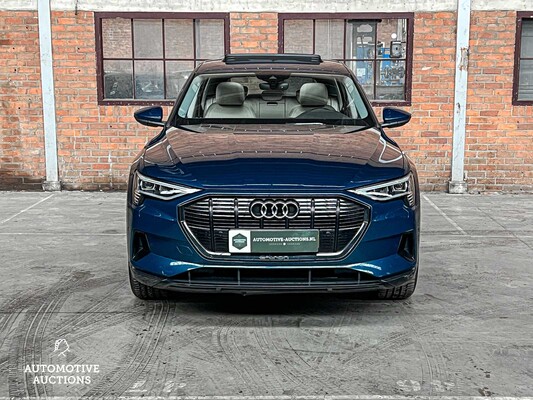 Audi e-tron 55 quattro advanced 95 kWh 360hp 2019 (original-NL + 1st owner), ZT-397-B