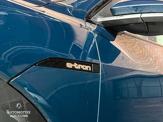 Audi e-tron 55 Quattro Advanced 95 kWh 360pk 2019 (Origineel-NL + 1e Eigenaar), ZT-397-B