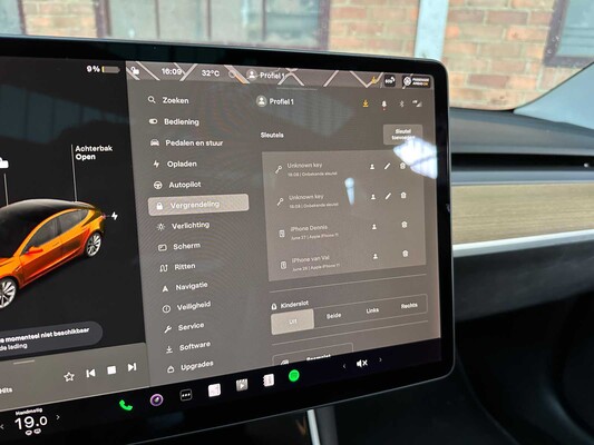 Tesla Model 3 Long Range AWD 75kWh 351hp 2019 (Original-NL + 1st owner), ZK-467-S