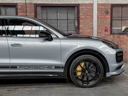 Porsche Cayenne Coupé Turbo S E-Hybrid (TECHART) 4.0 V8 -AKRAPOVIC- 549hp 2019, Dutch registration