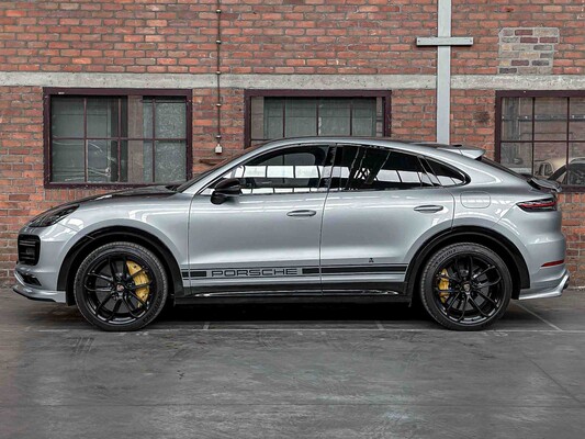 Porsche Cayenne Coupé Turbo S E-Hybrid (TECHART) 4.0 V8 -AKRAPOVIC- 549pk 2019, NL-Kenteken