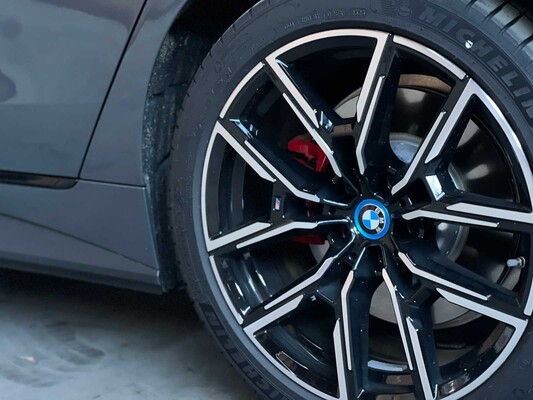 BMW i4 M50 M-Sport High Executive 84 kWh G26 544pk 2023 (Origineel-NL & 1e Eigenaar), T-439-JN