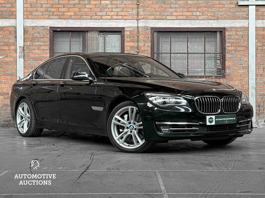 BMW 750i xDrive High Executive 449PS 2013 (Original-UK) 7er, 32-ZVG-3