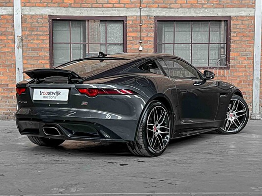 Jaguar F-TYPE P300 RWD R-Dynamic 300pk 2020, R-213-LT