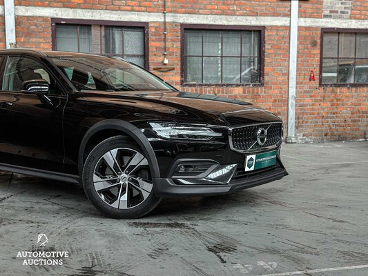 Volvo V60 Cross Country 2.0 D4 AWD Intro Edition 190PS 2019 (Original-NL), ZN-457-L