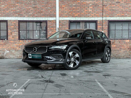 Volvo V60 Cross Country 2.0 D4 AWD Intro Edition 190hp 2019 (Original-NL), ZN-457-L