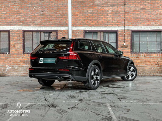 Volvo V60 Cross Country 2.0 D4 AWD Intro Edition 190hp 2019 (Original-NL), ZN-457-L