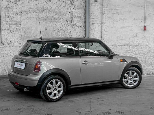 Mini Cooper 1.6 120hp 2007, SN-804-Z