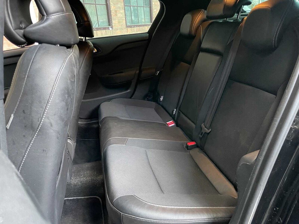 Citroen DS4 1.6 VTi So Chic 120PS 2012 - Fertigmodell GB-, 60-XZJ-4