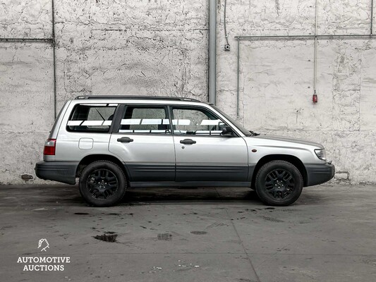 Subaru Forester 2.0 AWD 125hp 2001 (Original-NL), 91-FH-KR