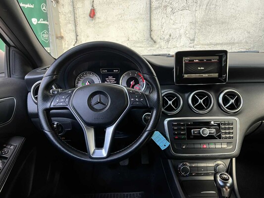 Mercedes-Benz A180 A-Class 122hp 2013, J-941-GJ