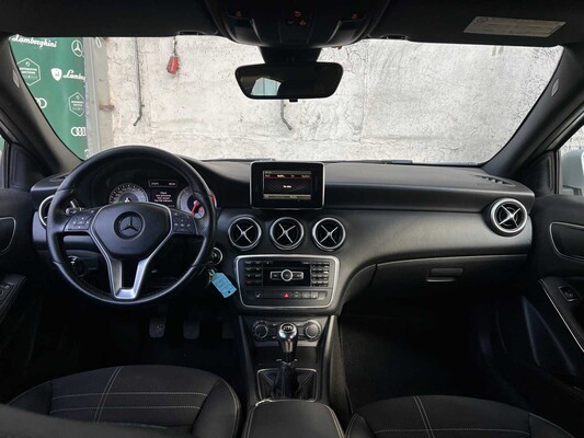 Mercedes-Benz A180 A-Class 122hp 2013, J-941-GJ