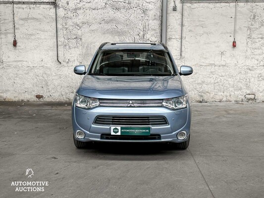 Mitsubishi Outlander 2.0 PHEV Instyle 121pk 2013 -Orig. NL-, 5-SPB-99