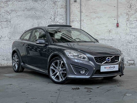 Volvo C30 2.0 D3 R-Design Pro Edition 150hp 2012 (Original-UK), 77-ZDN-7