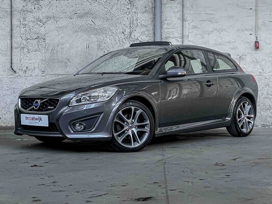 Volvo C30 2.0 D3 R-Design Pro Edition 150hp 2012 (Original-UK), 77-ZDN-7