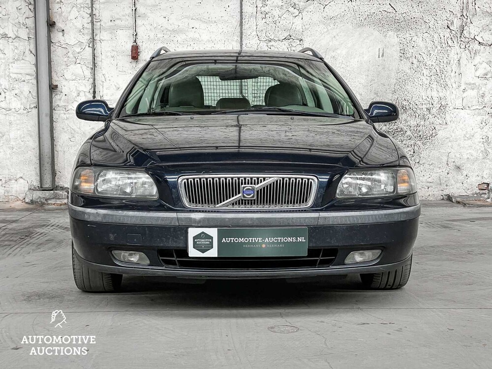 Volvo V70 2.4 T Comfort Line 200PS 2000 -Baujahr NL-, 49-FT-FT