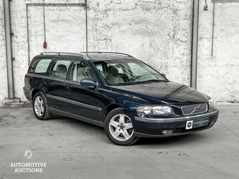 Volvo V70 2.4 T Comfort Line 200PS 2000 -Baujahr NL-, 49-FT-FT