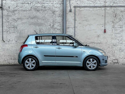 Suzuki Swift 1.3 Shogun 92hp 2008, 86-ZL-KL