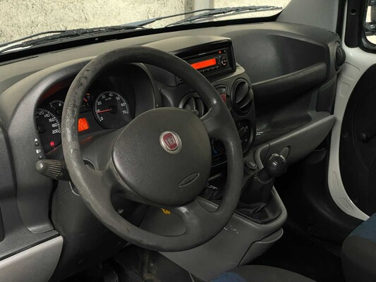 Fiat Doblò 1.3 MJ Basic 75PS 2008 (Original-NL), 71-VVV-8