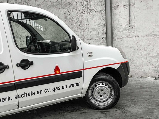 Fiat Doblò 1.3 MJ Basic 75hp 2008 (Original-NL), 71-VVV-8