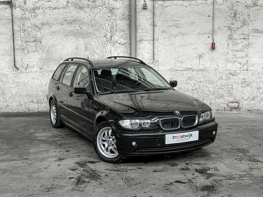 BMW 316i Touring Black&Silver II 3er116PS 2004 (Original-NL), 01-PF-HN