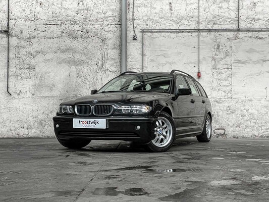 BMW 316i Touring Black&Silver II 3-serie116pk 2004 (Origineel-NL), 01-PF-HN