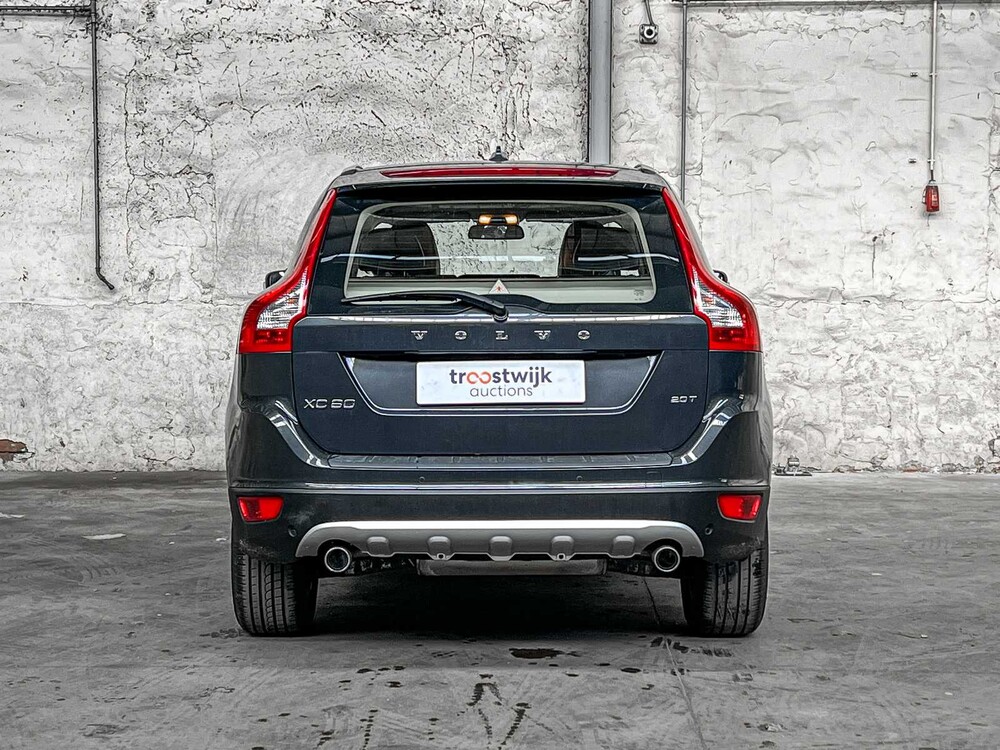 Volvo XC60 2.0T Summum 203PS 2010 (Original-NL), 42-LRP-3