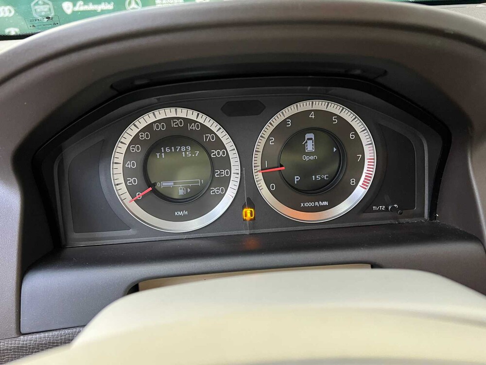 Volvo XC60 2.0T Summum 203PS 2010 (Original-NL), 42-LRP-3