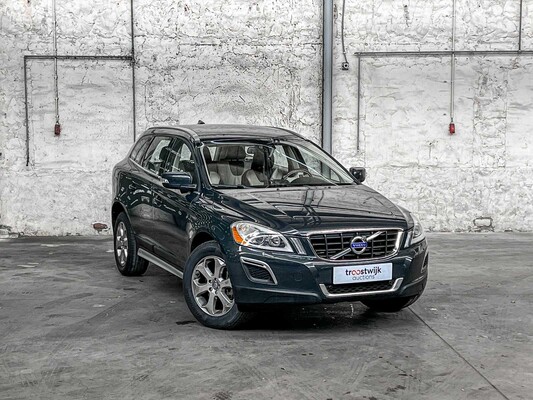 Volvo XC60 2.0T Summum 203hp 2010 (Original-NL), 42-LRP-3